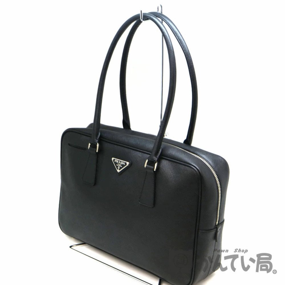 Prada Vitello Daino shoulder bag Black - Picture 1 of 6